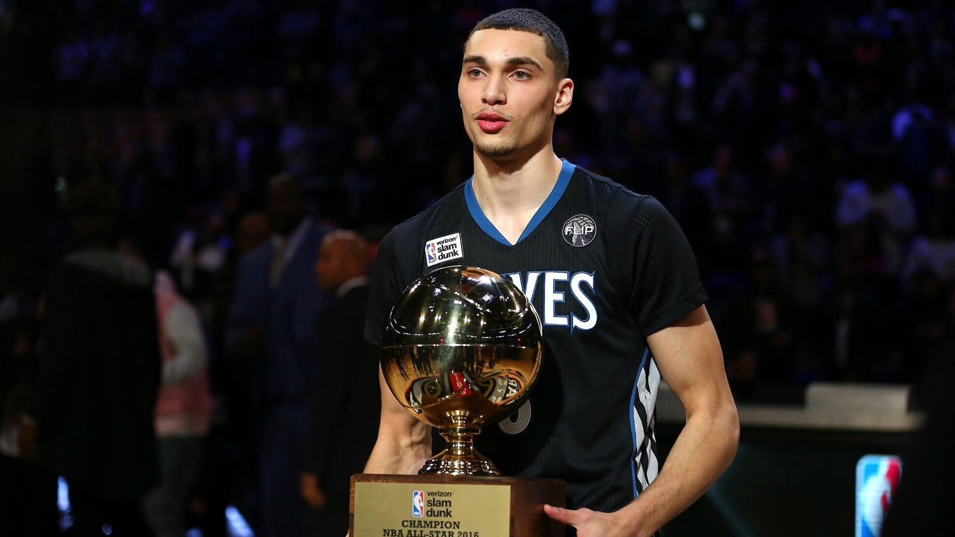 关注——足球裁判员职业发展路径逐步完善，足球裁判员主要职责